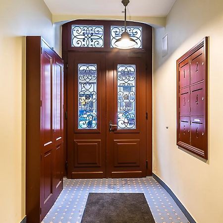 Winwinstay Apartments In Heart Of Old Town ريغا المظهر الخارجي الصورة