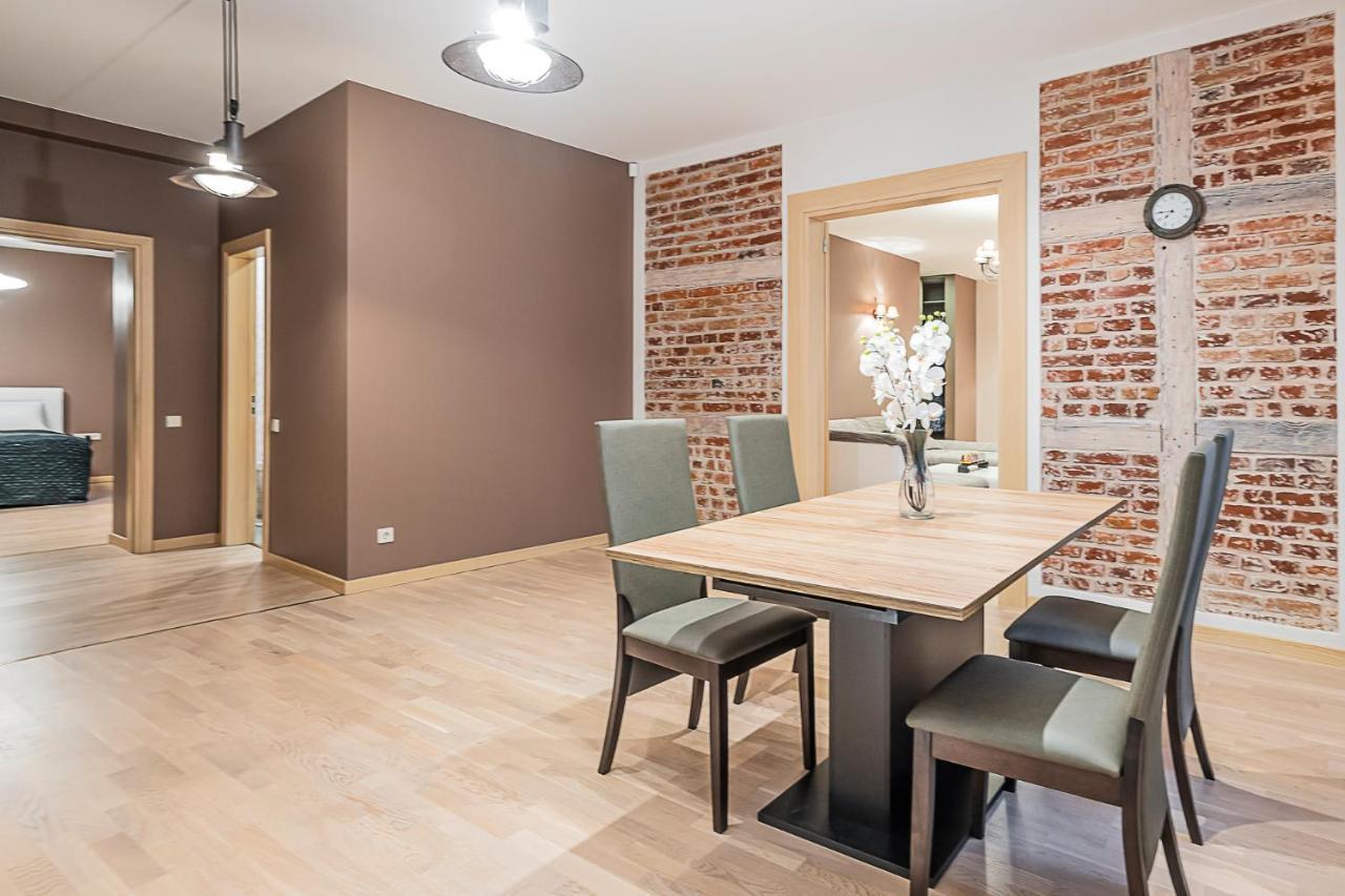 Winwinstay Apartments In Heart Of Old Town ريغا المظهر الخارجي الصورة